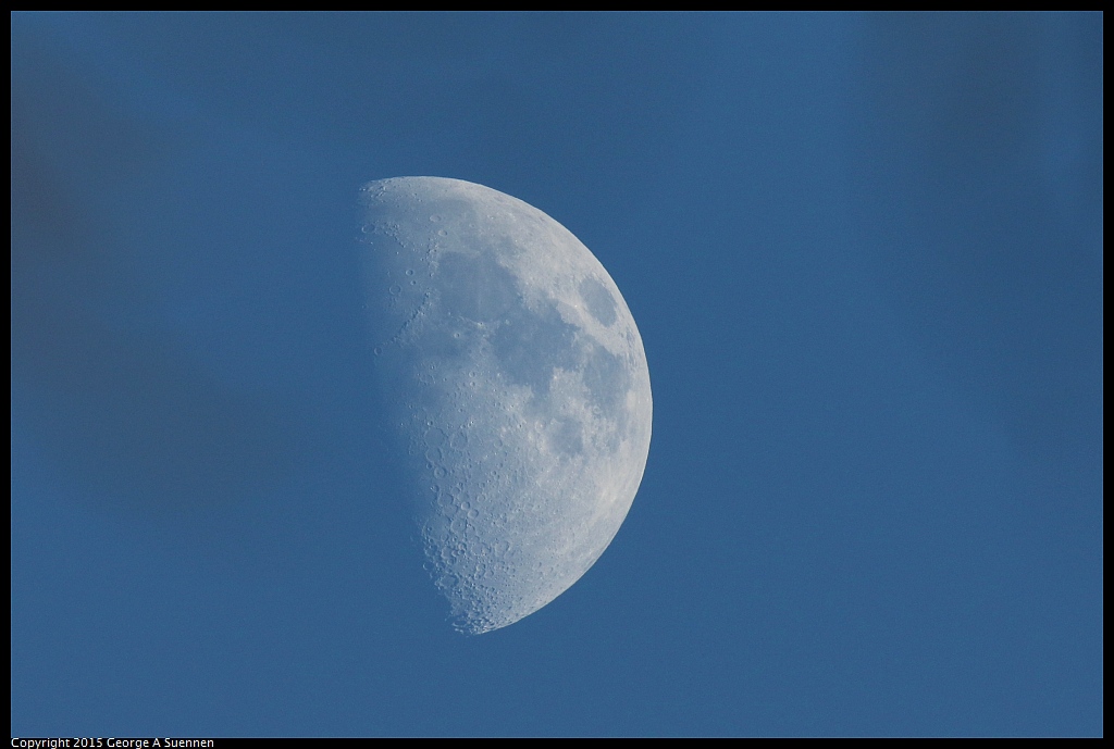 1119-170812-01.jpg - Moon