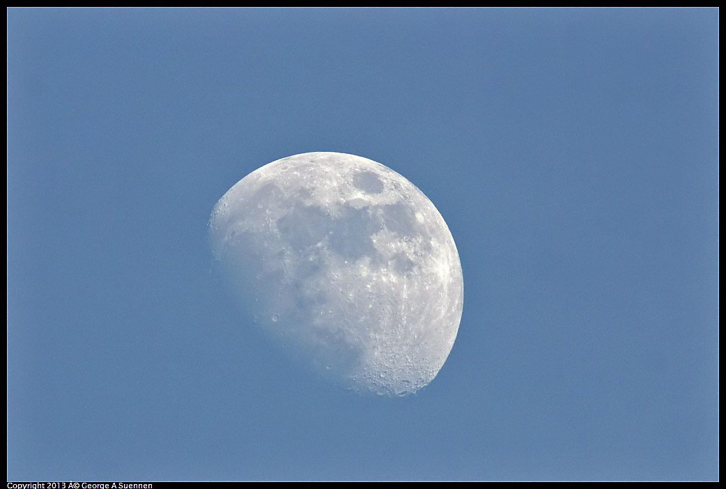 0121-163632-01.jpg - Moon